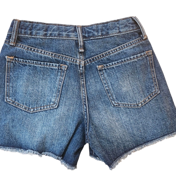 BNWOT Old Navy Girls' Denim Shorts – S 12 High Rise, Adjustable Waist Lace Trim. - Picture 2 of 8